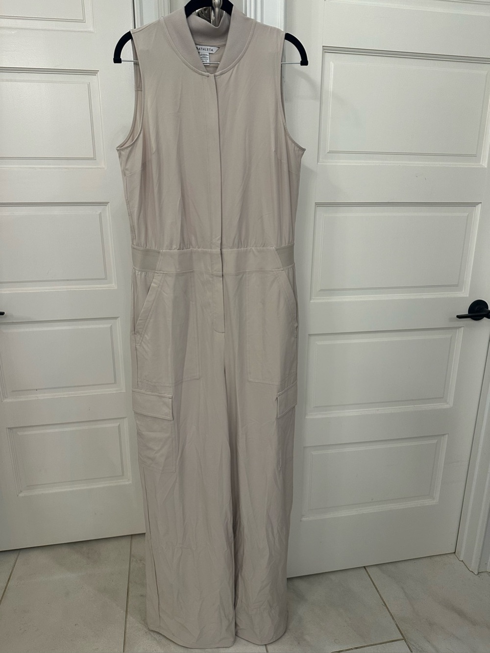 Athleta Brooklyn Utility Cargo Jumpsuit Bone Tan Wide Leg Womens 12 Tall Casual